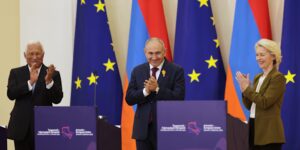 Armenië is gastheer van een historische top van de Europese Unie, terwijl het land een koers uitstippelt weg van Rusland