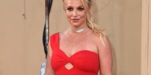 Britney Spears wordt beschuldigd van rijden onder invloed van alcohol en drugs