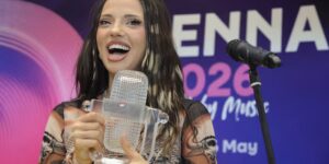 Bulgarije heet songfestivalwinnares Dara groots welkom bij haar terugkeer naar huis