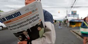 De belangrijkste krant van Costa Rica zegt dat de VS de visa van zijn leidinggevenden heeft ingetrokken, wat aanleiding geeft tot zorgen over de persvrijheid