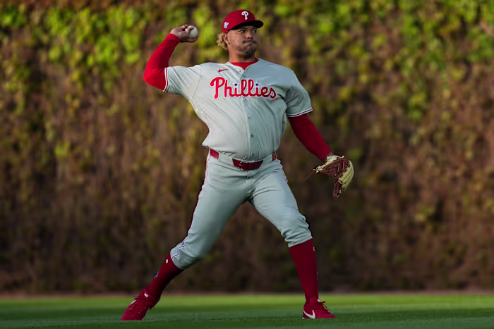 De instortende Phillies laten de dure rechtse Taijuan Walker vrij en roepen Nolan Hoffman terug