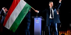 De nieuwe premier van Hongarije plant een ‘regime-change-viering’ ter gelegenheid van het vertrek van Orbán