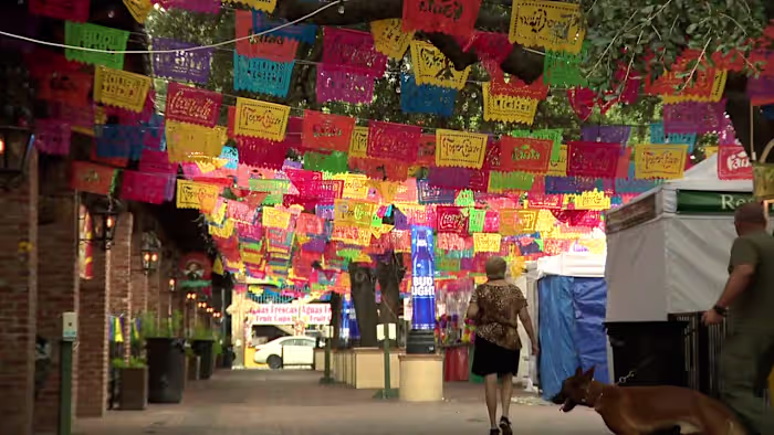 Een bericht op de sociale media van de stad San Antonio zorgt voor verwarring over de Cinco de Mayo-viering op het marktplein