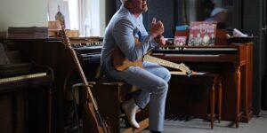 Een omgebouwde kerk op het platteland van Pennsylvania wordt een broedplaats voor Amish-rootsmuziek
