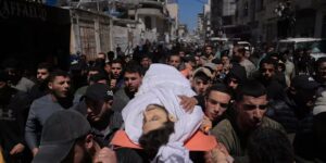 Hamas zegt dat een zoon van zijn hoofdonderhandelaar is omgekomen bij een Israëlische aanval op Gaza