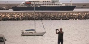 Het bedrijf zegt dat het niet duidelijk is wanneer het door het hantavirus getroffen schip weer cruises zal starten