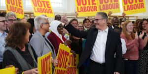 Lokale verkiezingen zouden het vertrek van de omstreden premier van Groot-Brittannië kunnen bespoedigen