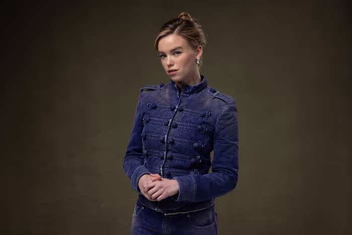 Milly Alcocks 'punkrock' Supergirl neemt een vlucht terwijl DC groot inzet op de Vrouw van Morgen
