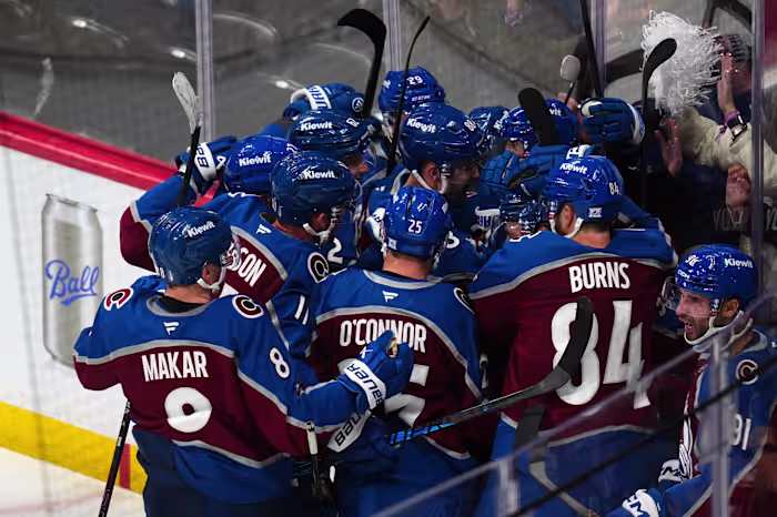 Nicolas Roy scoort na rebound 7:44 in OT, Avs rally voor 2-1 overwinning op Kings en neemt 2-0 voorsprong in de reeks