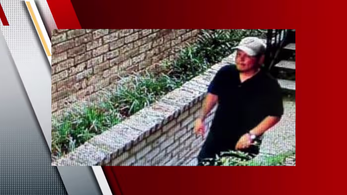 Olmos Park Police Department op zoek naar gluurder Tom-verdachte