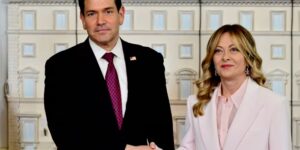 Rubio dringt er bij Europa op aan dat Iran actie onderneemt terwijl hij probeert de banden met Italië en het Vaticaan te herstellen