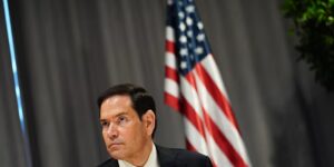 Rubio meldt ‘lichte vooruitgang’ in de gesprekken met Iran nu Pakistan zijn inspanningen hernieuwt om tot een vredesakkoord te komen