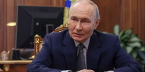 Rusland kondigt een wapenstilstand af in Oekraïne ter gelegenheid van de Dag van de Overwinning. Kiev zegt dat het het vuren twee dagen eerder zal staken
