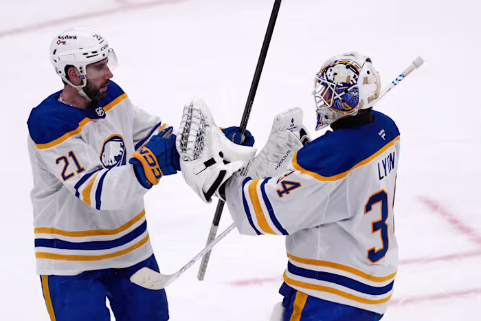 Sabres verzamelt zich om Bruins met 3-1 te verslaan en neemt een 2-1 voorsprong in de NHL playoff-serie
