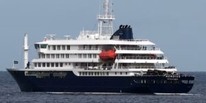 Spanje bereidt zich voor op evacuaties terwijl een door het hantavirus getroffen cruiseschip richting de Canarische Eilanden vertrekt
