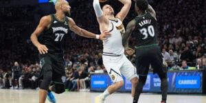 Timberwolves nemen een 2-1 voorsprong op de Nuggets met een dominante defensieve inspanning in een overwinning van 113-96