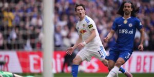 Zorgen over blessures voor de VS voorafgaand aan het WK met Aaronson, Richards raakte gewond in Premier League-actie