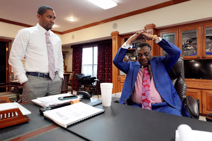 Zwarte Amerikanen worden geconfronteerd met een nieuwe strijd voor raciale vertegenwoordiging na de uitspraak van de Voting Rights Act van de rechter