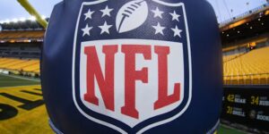 Advocatenkantoren hebben vals gespeeld bij het indienen van claims bij het NFL-fonds voor hersenschudding, ter waarde van $ 1 miljard, aldus het rapport