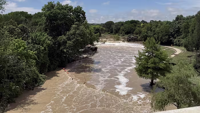 Comal River gaat weer open na hevige regenval in Hill Country, zeggen functionarissen