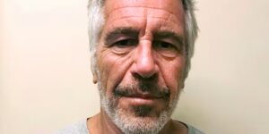De Britse politie onderzoekt beschuldigingen van kinderseksmisbruik die teruggaan tot de jaren tachtig na de vrijgave van het Epstein-dossier