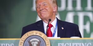 De regering-Trump waarschuwt meer dan 500 ziekenhuizen om meer prijsinformatie te verstrekken, anders riskeren ze boetes