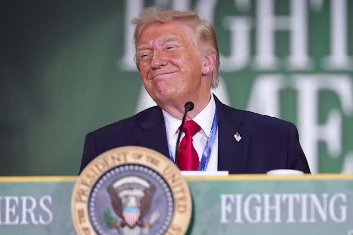 De regering-Trump waarschuwt meer dan 500 ziekenhuizen om meer prijsinformatie te verstrekken, anders riskeren ze boetes
