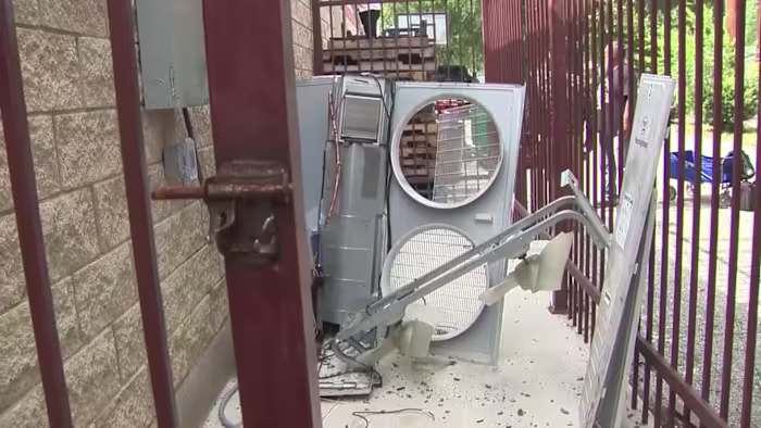 Dieven richten zich op airconditioningunits en een aanhanger in de West Side-kerk, uren vóór de zondagsdienst