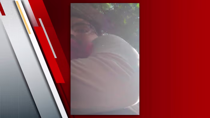 Heb je deze man gezien? Hij wordt beschuldigd van poging tot seksueel misbruik van een vrouw op de Northwest Side Trail