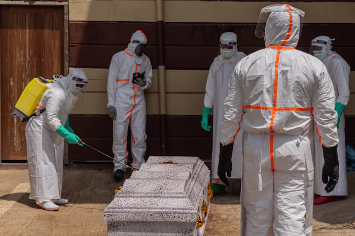 Het aantal ebolagevallen in Oost-Congo stijgt naar 782 en het aantal sterfgevallen bedraagt ​​181, zeggen de autoriteiten
