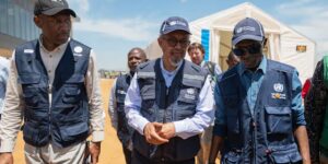 Het hoofd van de WHO bezoekt het epicentrum van de ebola-uitbraak in Oost-Congo, omdat het aantal gevallen de respons overtreft