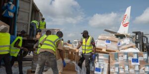 Hulpgoederen bereiken het hart van de Ebola-uitbraak in Congo terwijl het hoofd van de WHO naar Kinshasa reist