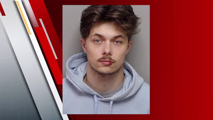Man gearresteerd wegens bedreiging met de dood van Erika Kirk voorafgaand aan het Turning Point USA-evenement in San Antonio, aldus een beëdigde verklaring