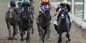 Napoleon Solo houdt Iron Honor met 1 1/4 lengte tegen om de Preakness in Laurel Park te winnen