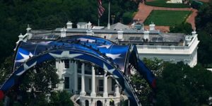 Rechter oordeelt dat Trump dit weekend UFC-gevechten mag organiseren op de South Lawn van het Witte Huis