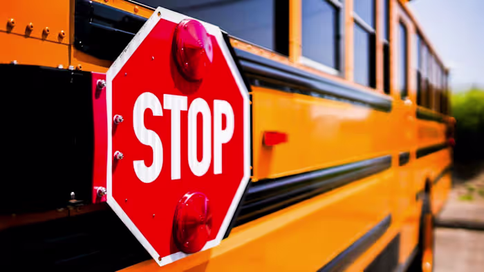 Schooldistricten in de omgeving van San Antonio kondigen vertragingen van de zomerscholen en annuleringen als gevolg van stormen aan