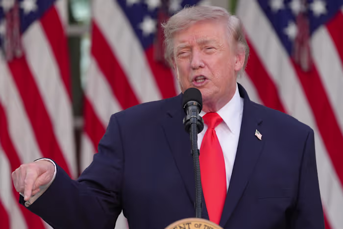 Trump dreigt met 100% belasting op Europese import als landen belasting heffen op digitale diensten