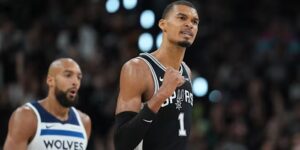 Waar kun je Spurs-Timberwolves Game 6 op vrijdagavond bekijken?