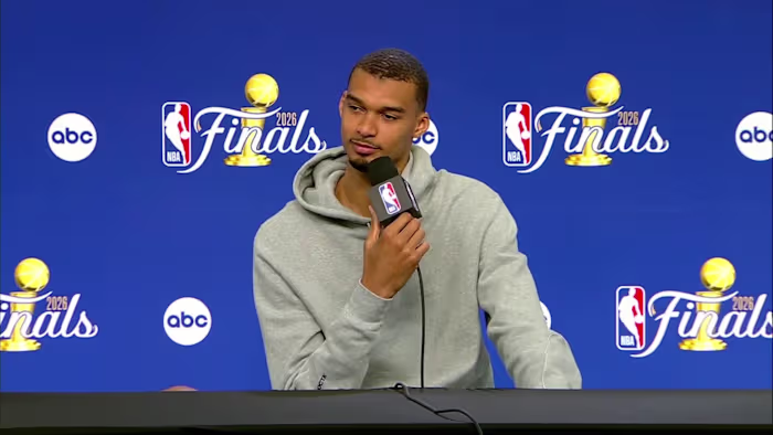 'We moeten Game 4 winnen': hoe de Spurs het volhielden in Game 3 en hun plan om de NBA-finale van 2026 gelijk te trekken