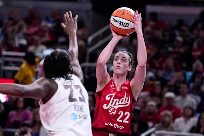 Caitlin Clark stemde voor de derde opeenvolgende WNBA All-Star Game, vergezeld door twee Fever-teamgenoten