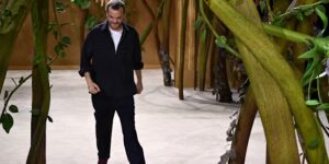Chanel verandert het Grand Palais in een duister sprookje voor de tweede coutureshow van Matthieu Blazy