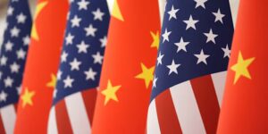 China slaat terug op de Amerikaanse sancties tegen technologiegiganten en beperkt de export naar Amerikaanse defensiebedrijven