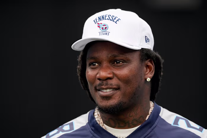Chris Johnson zoekt een heropleving van de Ice Bucket Challenge terwijl hij zijn strijd tegen ALS voortzet