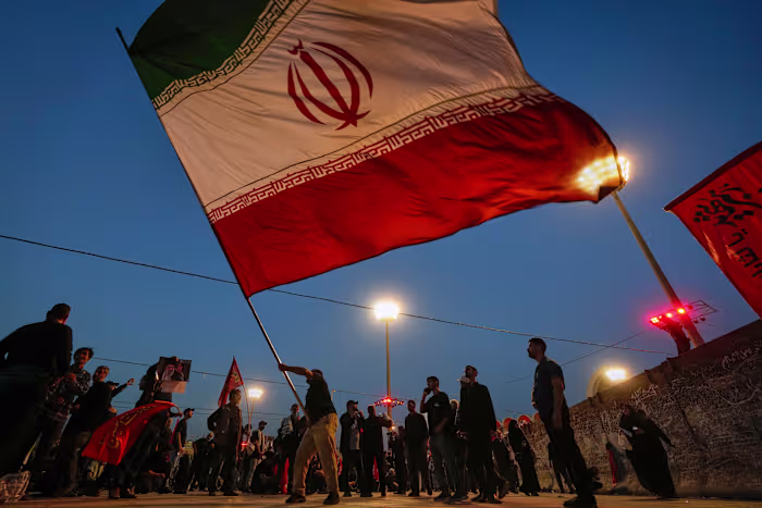 De VS eisen dat Iran publiekelijk verklaart dat de Straat van Hormuz open is en dat Teheran geen schepen meer zal aanvallen