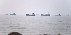 De VS lanceren meer aanvallen op Iran nu de impasse over de Straat van Hormuz escaleert