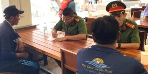 De Vietnamese politie heeft een kapitein aangehouden nadat het kapseizen van een speedboot vijftien Indiase toeristen doodde