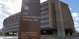 De regering-Trump schort de financiering van de fraude-eenheid Medicaid in New York op