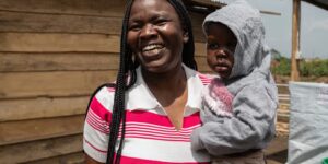 Een kind van 16 maanden en zijn moeder herstellen van ebola. Er is zeldzaam goed nieuws over de uitbraak in Congo