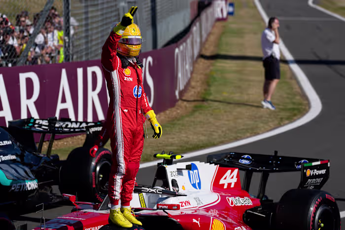 Hamilton past zich snel aan voor de sprintpole, voorafgaand aan de 'ongekende' Britse GP