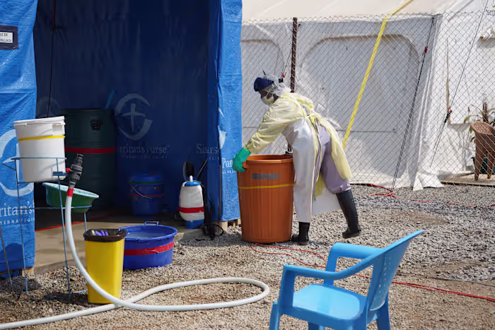 Het dodental door ebola in Congo stijgt tot minstens 930, waaronder tientallen gezondheidswerkers